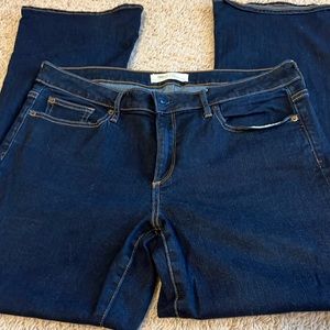 Gap 33 curvy perfect boot Jean